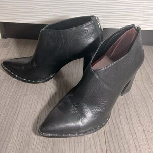 Butter-soft leather booties by Vince Camuto, Sz 8.5-9